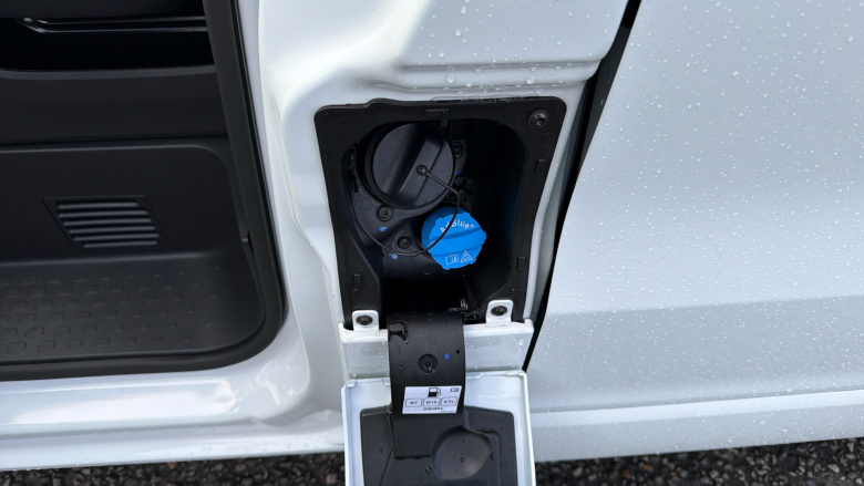 Renault Trafic Lwb Diesel LL30 Blue dCi 150 Extra [Safety] Crew Van